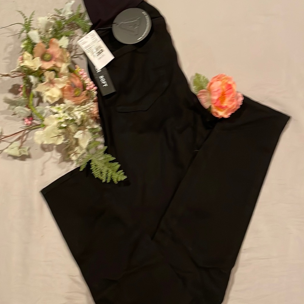 Maternity Jeans 28 Black Articles of Society Black Classic Skinny NWT